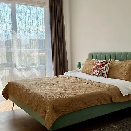Лучший Вид На Горы Из Уютной Квартиры Almaty Exterior photo