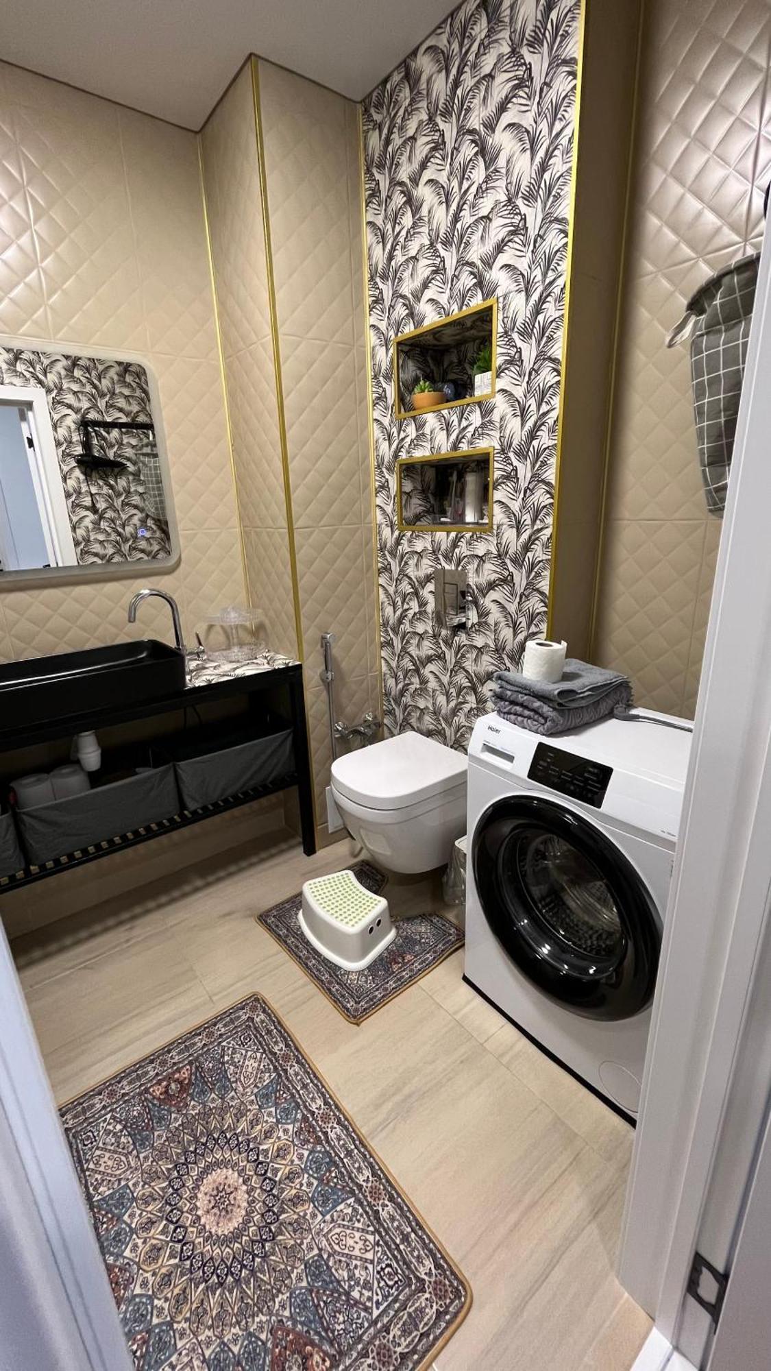 вид на горы из уютной квартиры Apartment *